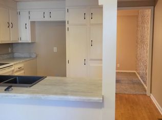 7541 Oldpost Rd #13, Lincoln, NE 68506