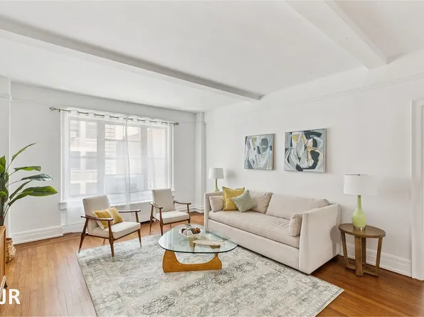 150 W 55th St #5A, New York, NY 10019