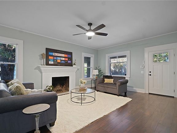 4th image of 2228 Marye St