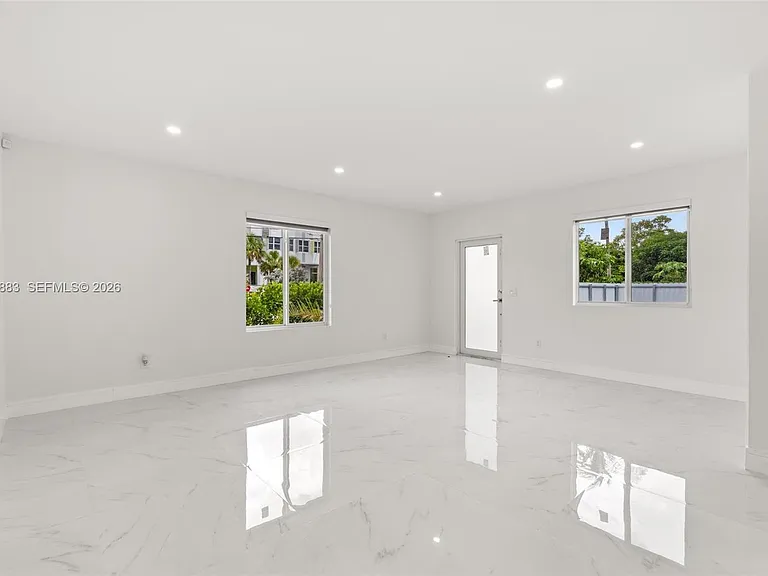 14801 NW 5th Ave — Photo 13