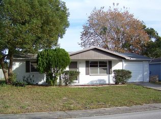 9126 Rainbow Ln, Port Richey, FL 34668