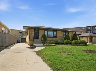 4728 W 99th Pl, Oak Lawn, IL