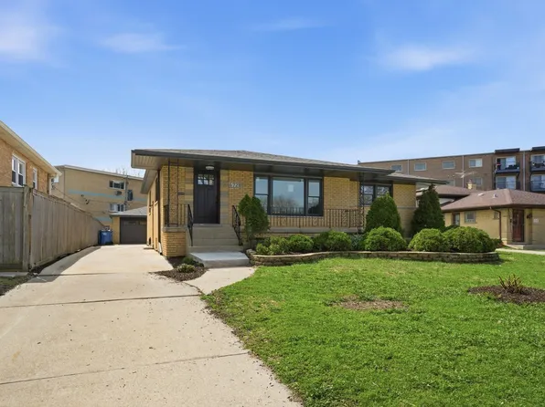 4728 W 99th Pl, Oak Lawn, IL 60453