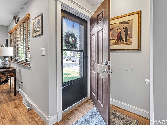 5th image of 138 Shagbark Drive #138