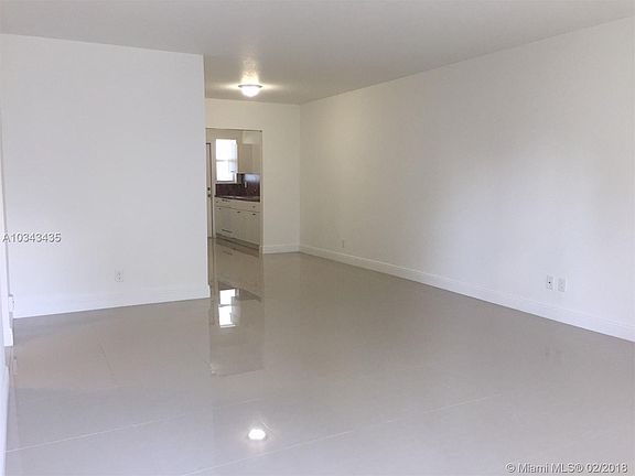 4th image of 9770 E Bay Harbor Dr APT 5