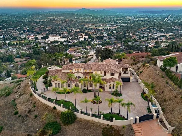 2424 Cerro Sereno, El Cajon, CA 92019