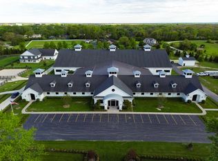 14341 W Old School Rd, Libertyville, IL 60048