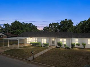 1109 N Montgomery St, Gilmer, TX 75644