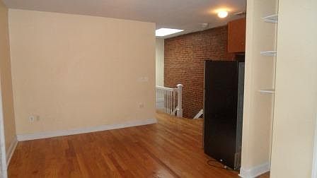 2nd image of 2305 7th Ave APT 3