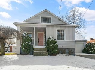 459 Penhale Ave, Campbell, OH