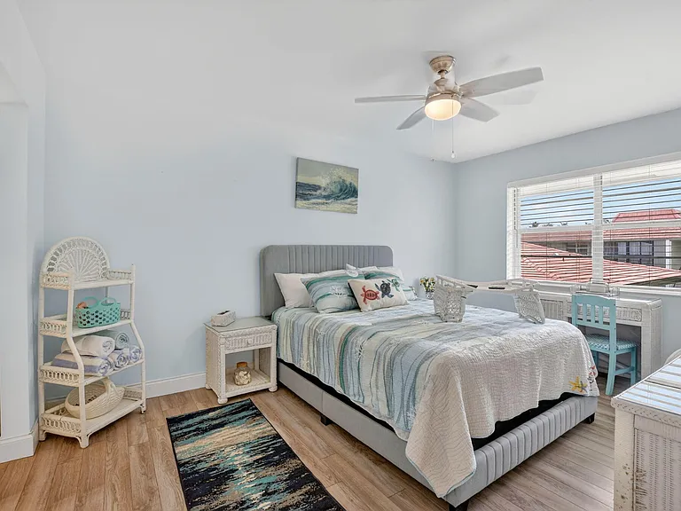 1050 NW 13th St #281D — Photo 16