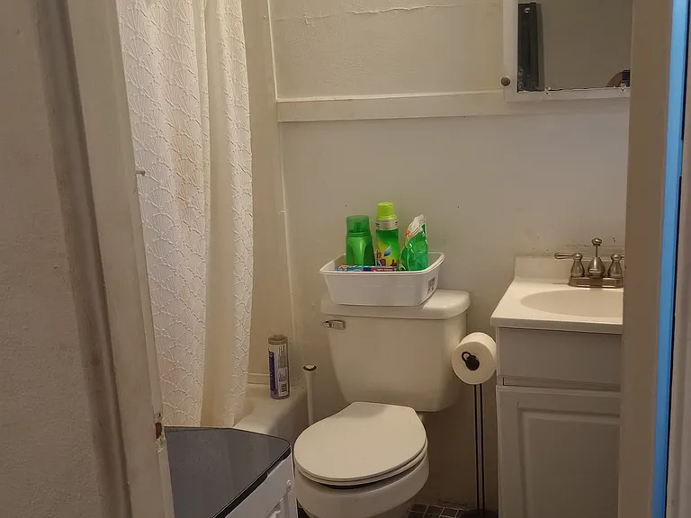 231 W 7th Ave #231 — Photo 9
