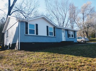 1384 Richmond Pl, Clarksville, TN 37040