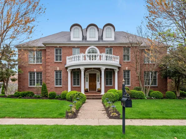 1201 Raeford Ln, Lexington, KY 40513