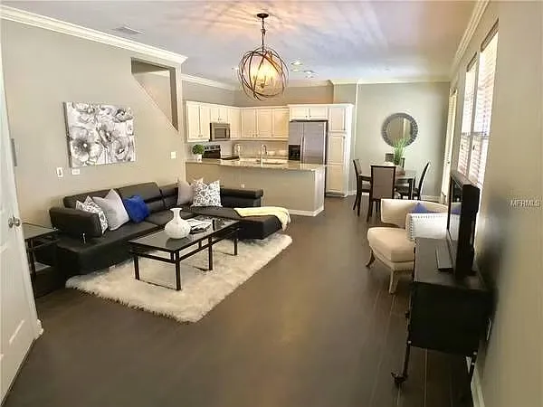 108 S Moody Ave #2 — Photo 4