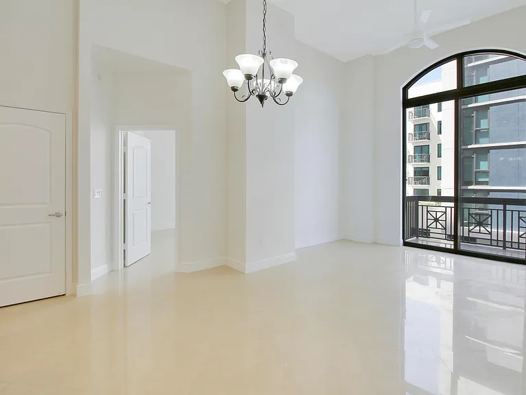 701 S Olive Ave #316 — Photo 20