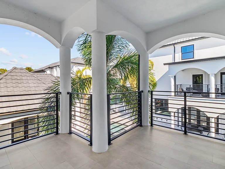 W San Miguel St — Photo 38
