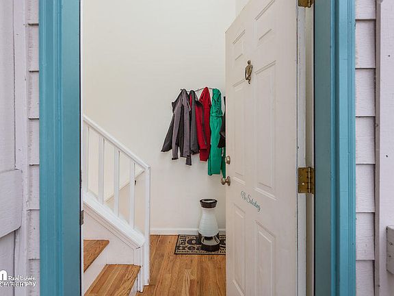 2nd image of 7737 Cherrywood Cir