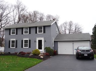 30 Beaconview Ct, Rochester, NY 14617