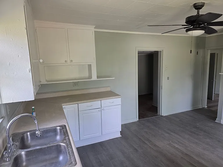 407 Orange St — Photo 9