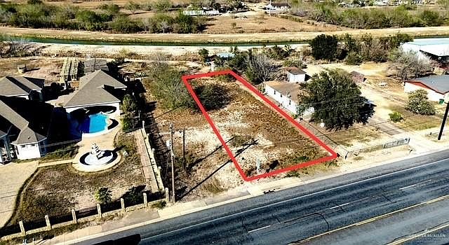 1st image of 314 W Business Highway 83