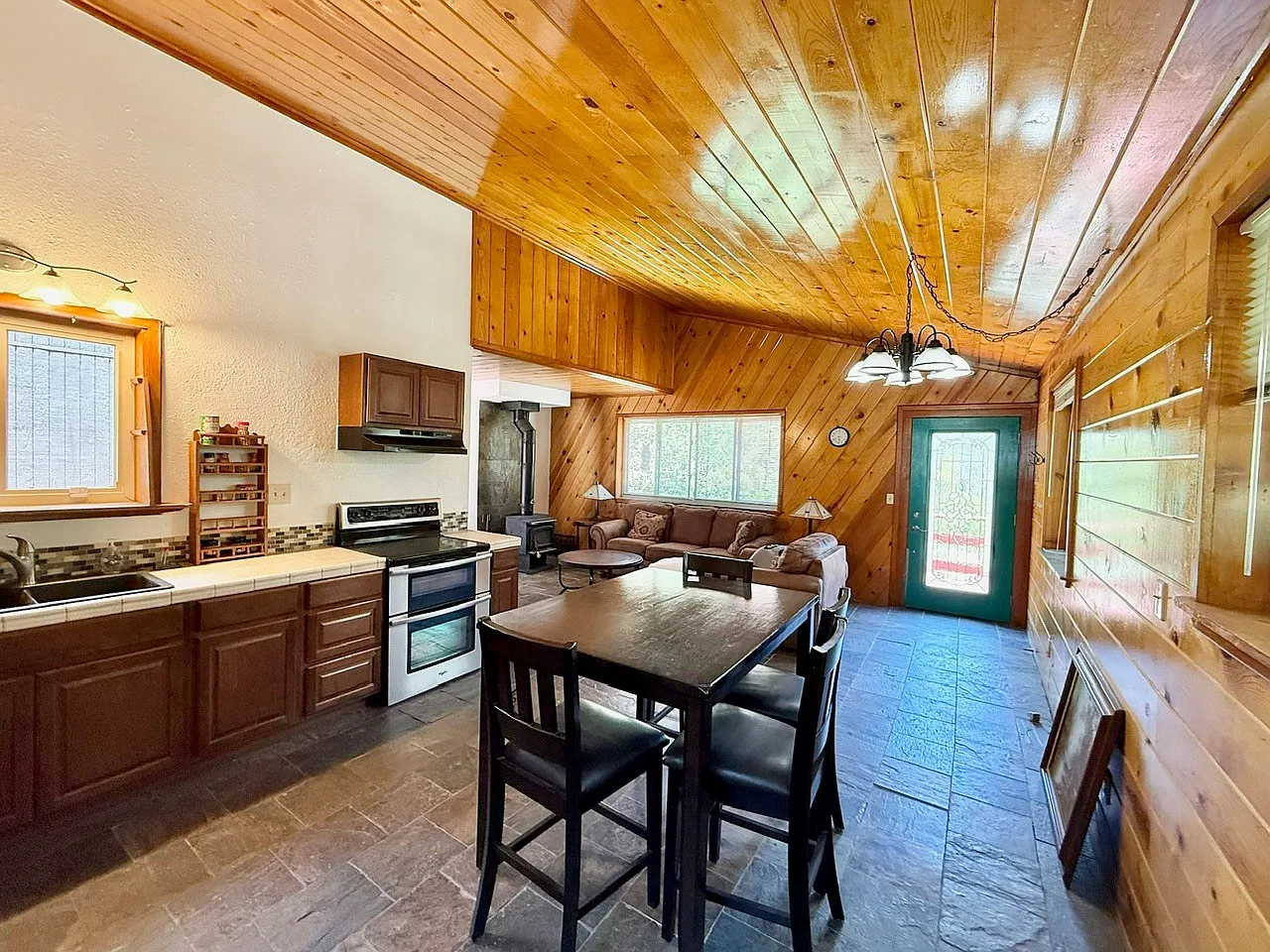 2608 Basil Court - 1 — Photo 4