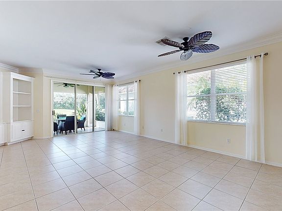 5th image of 1667 Victoria Cir