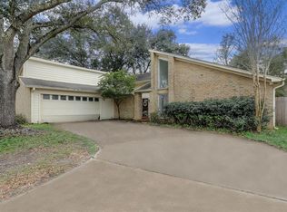 4402 Belle Hollow Dr, Houston, TX 77084