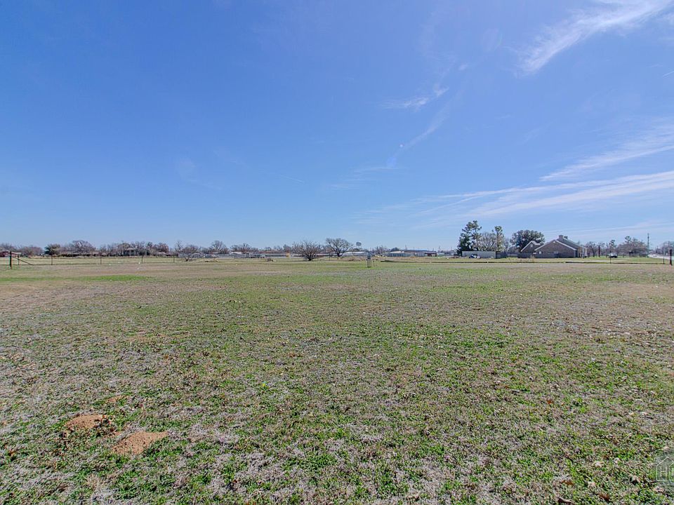 1st image of 1719 Stadium Dr