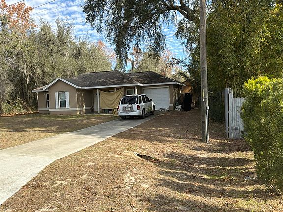 2nd image of 31 Oak Cir