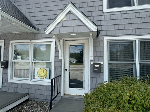 171 Portland Rd APT 1, Bridgton, ME 04009