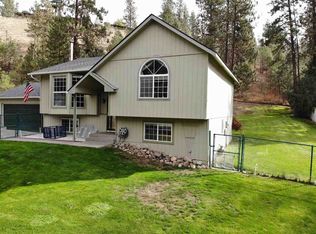 108 Forest Ct, Nine Mile Falls, WA 99026