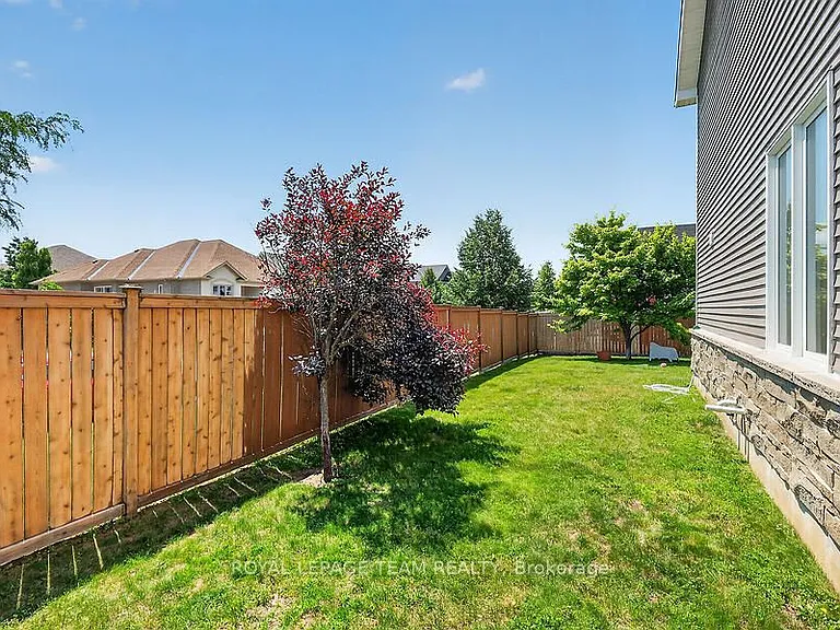 314 W Ridge Dr — Photo 32