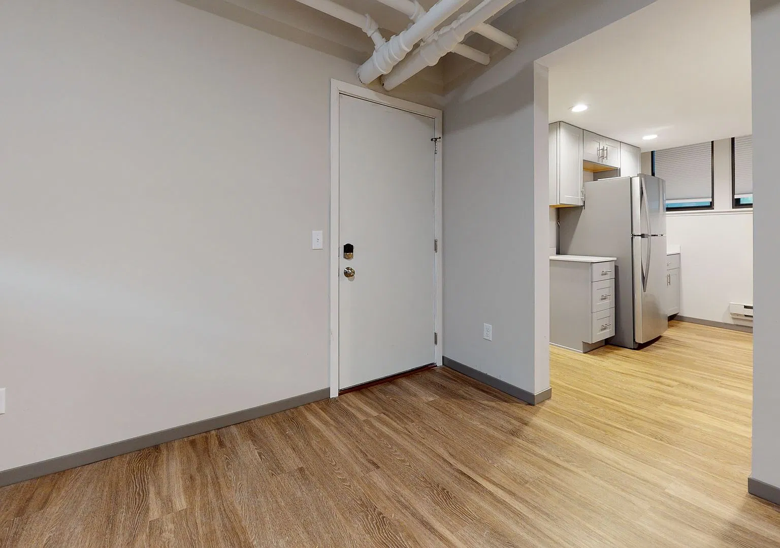 1319 Franklin Ave SE — Photo 3