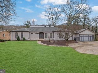 9785 La View Cir, Roswell, GA 30075