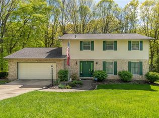 8501 Scenicridge Ave NW, Clinton, OH 44216