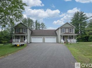 7171 School St #A, Loudon, NH 03307