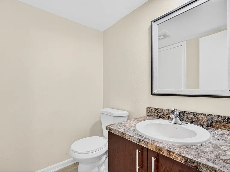 Marina Townhomes — Photo 9