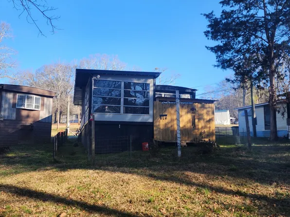 43 Sanders Ln #43, Hartwell, GA 30643