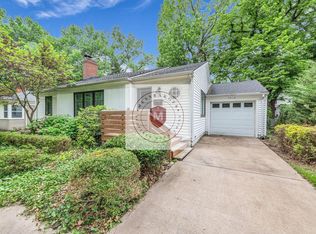 7216 Roe Ave, Prairie Village, KS 66208