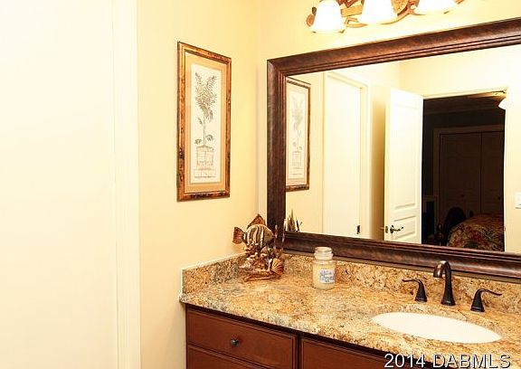 4th image of 14 Elizabeth Ln