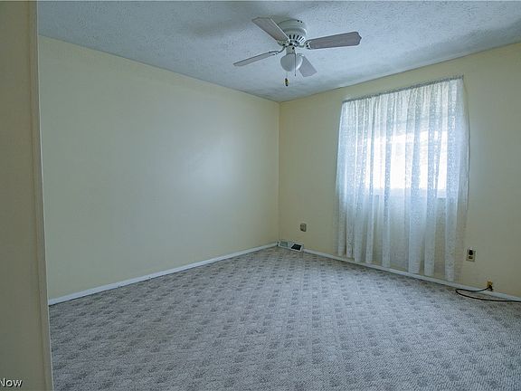 4th image of 7399 Yorktown Ct