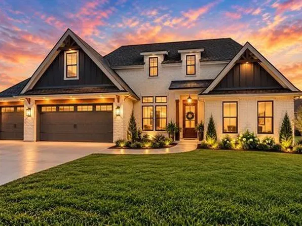 1305 Natashas Way, Lumberton, TX 77657