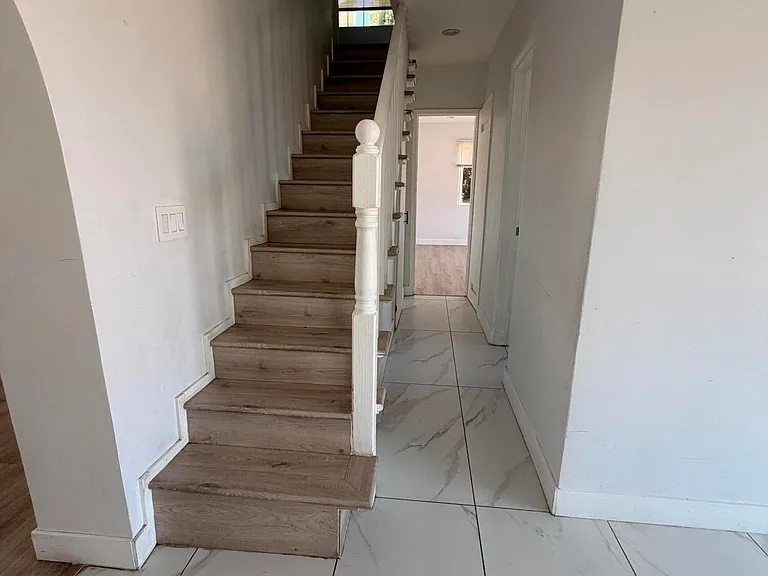 4545 Columbia Way — Photo 5