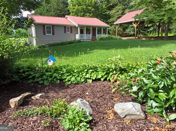 2499 Leisure Ln, Young Harris, GA 30582