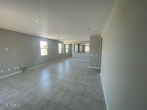 4th image of 8746 W San Juan Ave