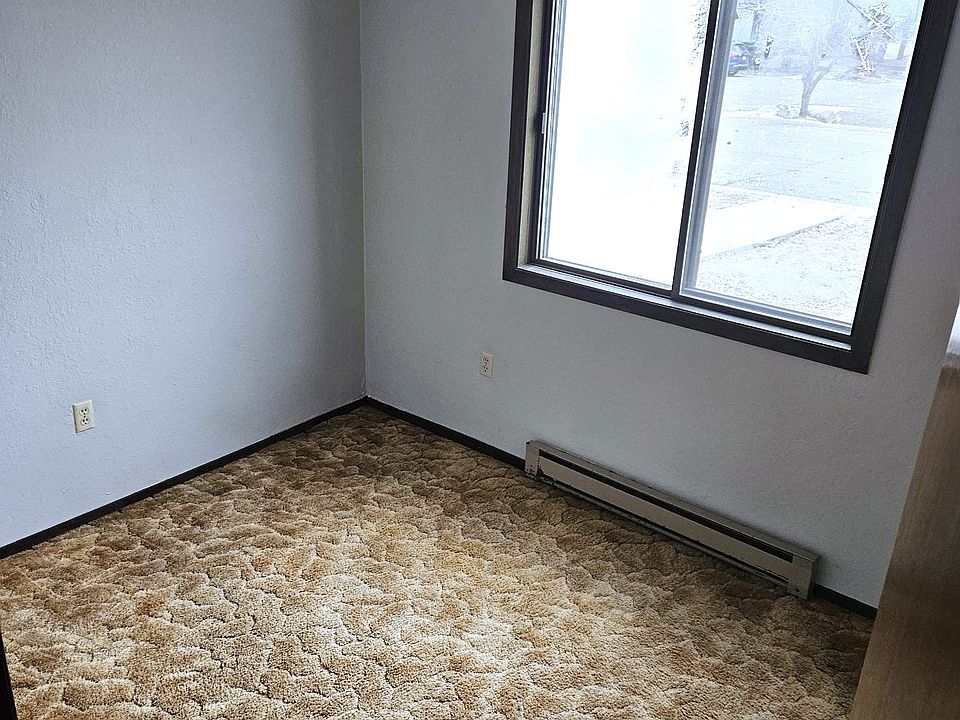 Elbow Lake Apartments 10 12th Ave NE Elbow Lake MN Zillow