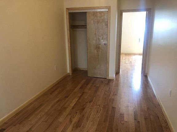 4th image of 4611 30th Ave APT 3R