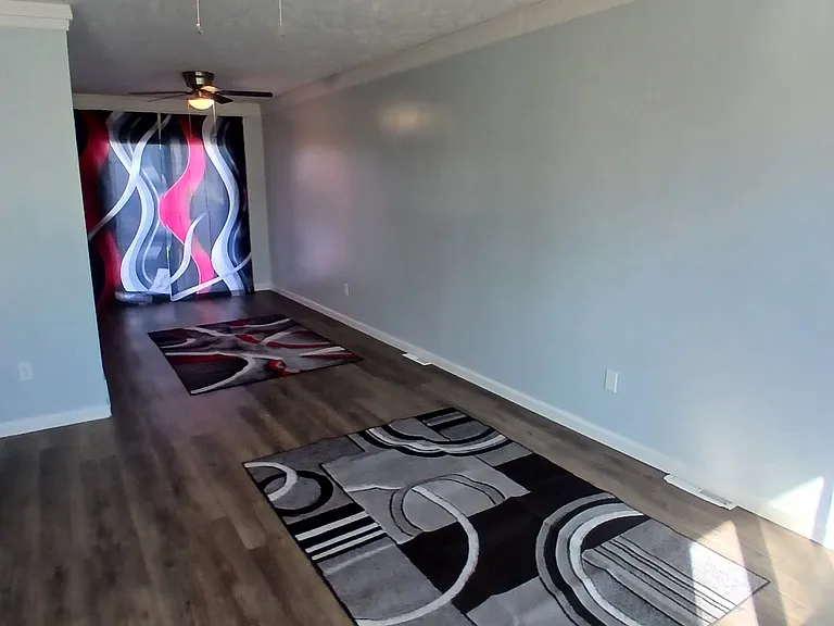 1144 Bryce Ave — Photo 3