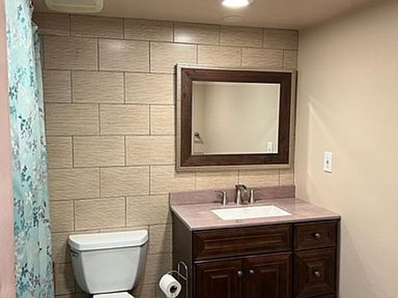 5th image of 550 E 12th Ave APT 1009